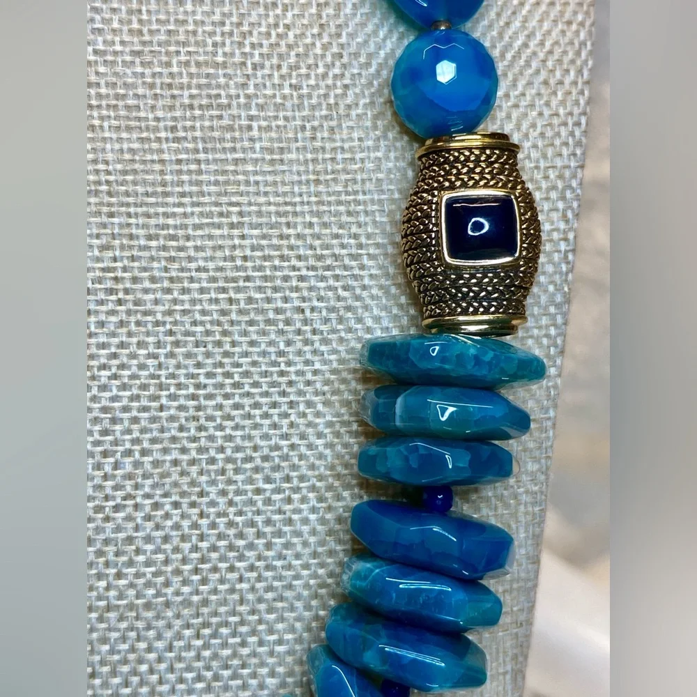 Beautiful EUC Barse Dragons Vein Beaded Necklace with Kyanite/Gold Cabochons - Picture 6 of 17